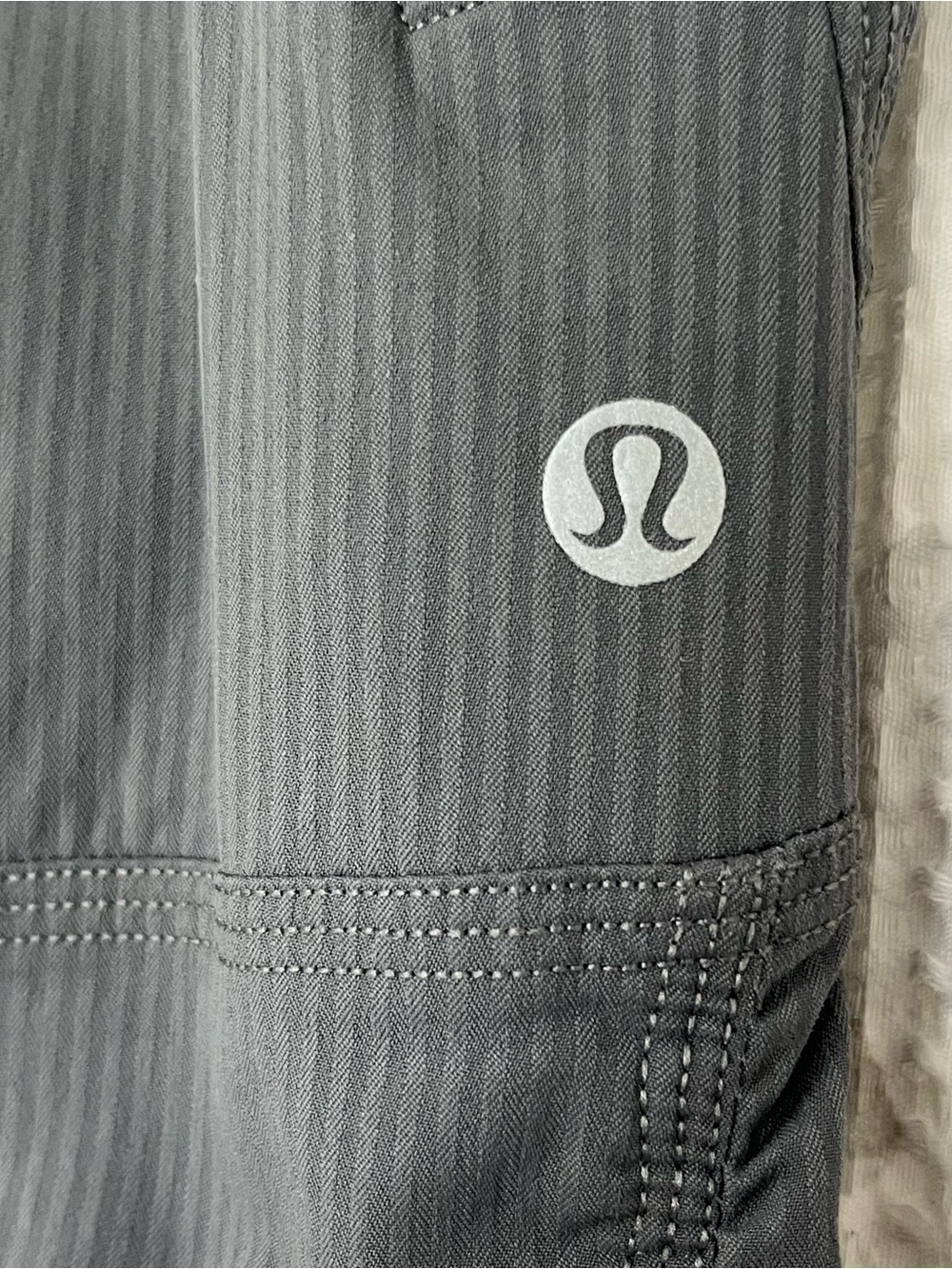 lululemon athletica Dance Studio Gray Women's Drawstring Pants. Size 4 - Picture 6 of 7